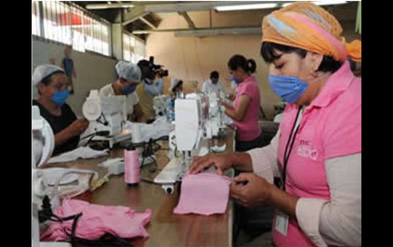 En el mes de agosto se mantuvo la posición competitiva en las exportaciones mexicanas de manufacturas. ARCHIVO  /