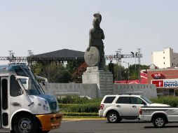 El Sistema Vial Minerva consiste, básicamente, en la construcción de dos túneles sobre Avenida Vallarta para evitar la glorieta. ARCHIV  /