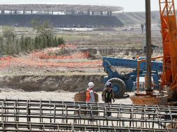 Señalan que la licencia definitiva del Estadio Omnilife está condicionada hasta que se aclare el tema de los estacionamientos. ARCHIVO  /