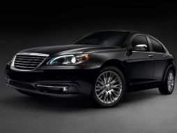 Chrysler 200. ESPECIAL  /