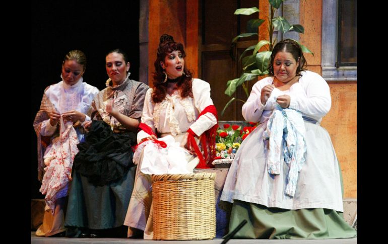 El espíritu y la esencia del género chico llegarán de la mano de la Compañía Lírica de Zarzuela de Madrid. E. BARRERA  /