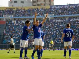 Cruz Azul  festeja el triunfo en el Azul. MEXSPORT  /