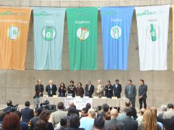 Reciclan vidrio, metal, plástico y cartón para crear productos sustentables. PEPENAFEST.ORG  /