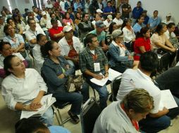 Durante la capacitación aprendieron a analizar las posibilidades que tiene el ciudadano para la adquisición de un crédito. ARCHIVO  /