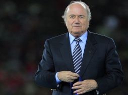 El presidente de la FIFA Joseph Blatter promete una 'investigación a fondo' de las denuncias de soborno. MEXSPORT  /