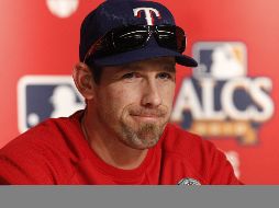 Cliff Lee en rueda de prensa en el Estadio de Yanqui en Nueva York. AP  /