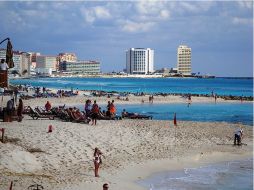 Realzarán la fortaleza de destinos turísticos con marca propia, como Cancún o Huatulco.  ARCHIVO  /