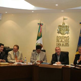 Urge Jorge Arana a Emilio para aplicar recursos federales