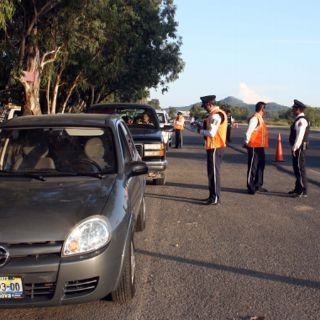 Operativo con alcoholímetro llega hasta la Carretera a Chapala