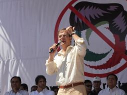 Marcelo Ebrard arenga a los perredistas para que se unan en busca de la gubernatura del Estado de México en 2011. EL UNIVERSAL  /