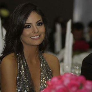 Jimena Navarrete festejará Día de Muertos en Nueva York