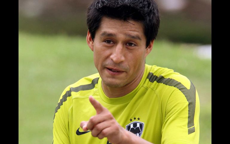 El defensa Ricardo Osorio en el entremaniento con Monterrey. MEXSPORT  /