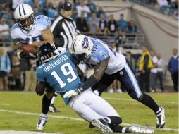 Duelo entre Titanes contra Jaguares. AP  /