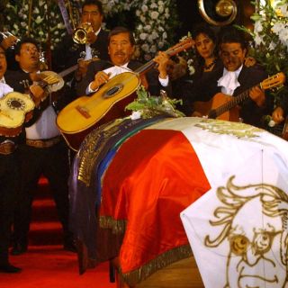 Ruta de los muertos, para Carlos Montemayor y Monsiváis