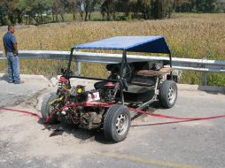 El vehículo hechizo en el que viajaba la pareja no contaba con la medidas de seguridad necesarias. M. PATIÑO  /