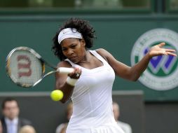 La tenista estadounidense anuncia una nueva cirugía en su pie derecho, por lo que su regresará en 2011. MEXSPORT  /