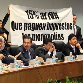 Impuesto de 25% a bebidas energizantes, por ‘‘dañinas’’