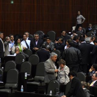 Tabacaleras amagan con irse de México