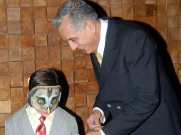 El escritor confesó que la vida lo ha llevado a compartir su tiempo entre la docencia, la literatura y el periodismo. NTX  /