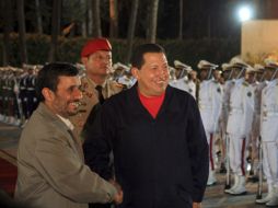 Hugo Chávez y Mahmud Ahmadinejad, el presidente iraní. REUTERS  /