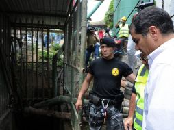 Presidente ecuatoriano, Rafael Correa, visitó la mina para solidarizarse con los familiares de las víctimas. EFE  /
