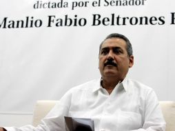 Manlio Fabio Beltrones, en la conferencia magistral con estudiantes de la Universidad de Ciencias y Artes, de Chiapas. EL UNIVERSAL  /