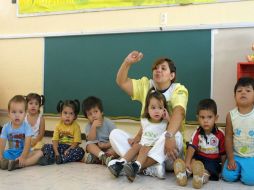 Alumnos de educación básica y sus familias, maestros y administrativos han sido beneficiados. ARCHIVO  /
