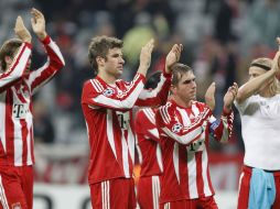 Los jugadores del Bayern Munich esperan un fuerte partido ante el Hamburgo. AP  /
