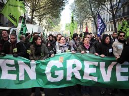 Los sindicatos de Francia acordaron realizar dos nuevas jornadas de protestas contra la reforma a la Ley de Pensiones. AFP  /