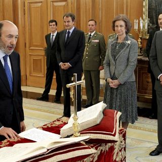 Zapatero dibuja la nueva línea socialista