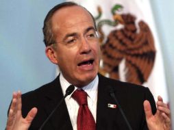El Presidente Calderón realiza una gira de trabajo por Michoacán. NTX  /