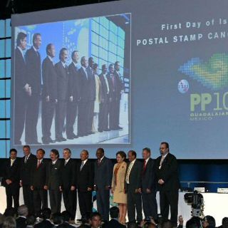 Pactan en cumbre abaratar internet