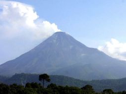 El documento contiene información sobre el volcán de Colima y las rutas de evacuación. ARCHIVO  /