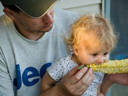 Las hijas son más propensas a heredar la mala alimentación.ESPECIAL  /