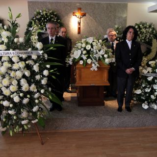 Rinden homenaje de cuerpo presente a Alí Chumacero en Bellas Artes