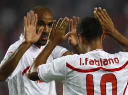 Kanouté y Luis Fabiano fueron los protagonistas de la victoria del Sevilla. REUTERS  /