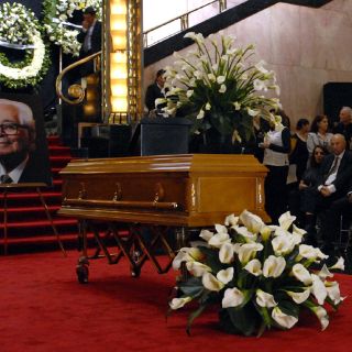 El FCE sembrará un árbol en memoria de Alí Chumacero