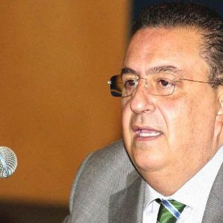 Gómez Mont contempla regresar al PAN con Gil