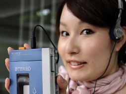 La muestra del primer Walkman lanzado en 1979 por la electrónica de Sony. AFP  /