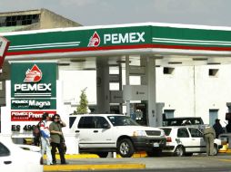 Una de las minutas que dictaminarán hoy es la del régimen fiscal de Pemex. ARCHIVO  /