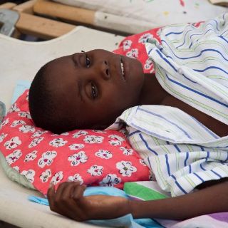 Ayuda  BID a la compra de tabletas para purificar agua en Haití