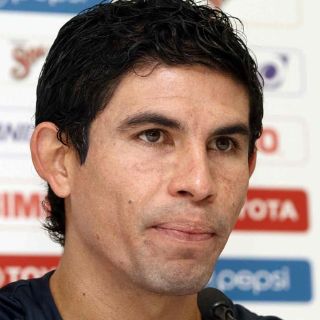 Reconoce Magallón que existe presión en Chivas