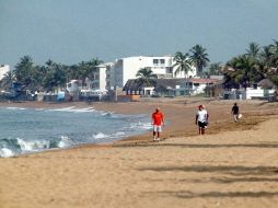 Las advertencias de EU a sus ciudadanos para no visitar ciertos puntos mexicanos incluyen a Manzanillo, Colima.  ARCHIVO  /