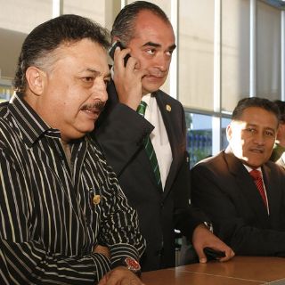Segob propone mesa de diálogo a cambio de evitar juicio contra Emilio