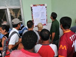 Isleños buscan información para iniciarse como emprendedores. EFE  /