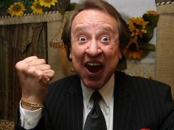 'Kiko' reconoce que por medio de la televisión se puede lorgrar que el humor llegue a más personas. ARCHIVO  /