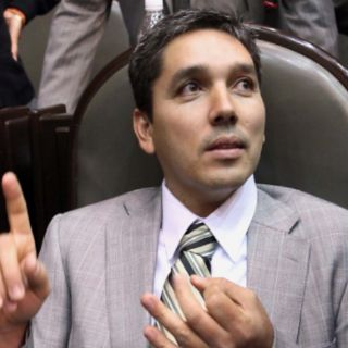Godoy Toscano rechaza haber evadido la justicia, dice que estaba en casa