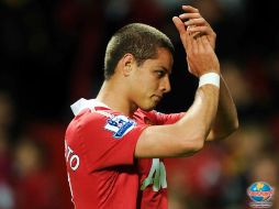 Javier Hernández al final del duelo de la Carling Cup. MEXSPORT  /