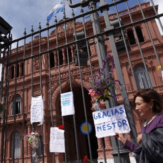 Preparan velatorio de Kirchner en la Casa Rosada