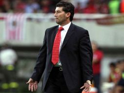 El estratega de la Selección Mexicana José Manuel de la Torre durante el partido del Toluca ante las Chivas. MEXSPORT  /